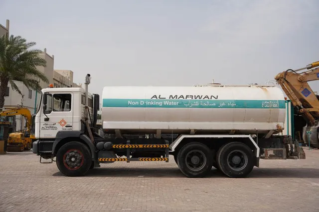 Water Truck for Sale - 2004 MAN 33.373DFC 6x4