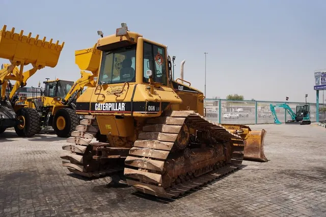 Used Cat D6N LGP Crawler Dozer 2012 | Al Marwan