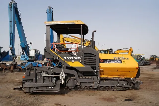 Track Asphalt Paver Volvo P5320B ABG 2021-side-left| Al Marwan
