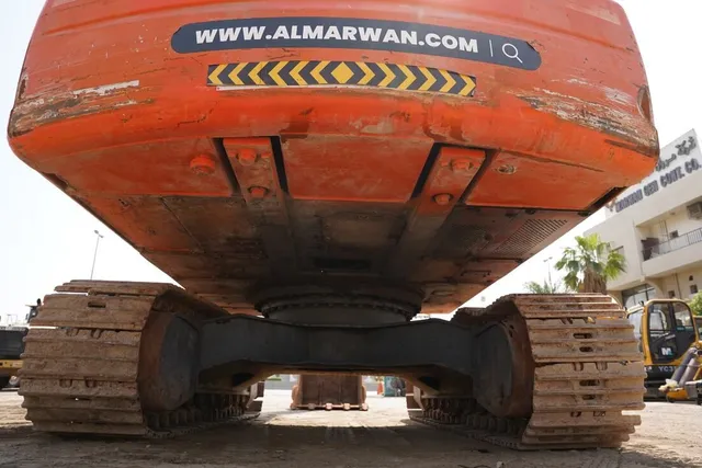 2005 Hitachi ZX350K Track Excavator EX-0303 | Al Marwan