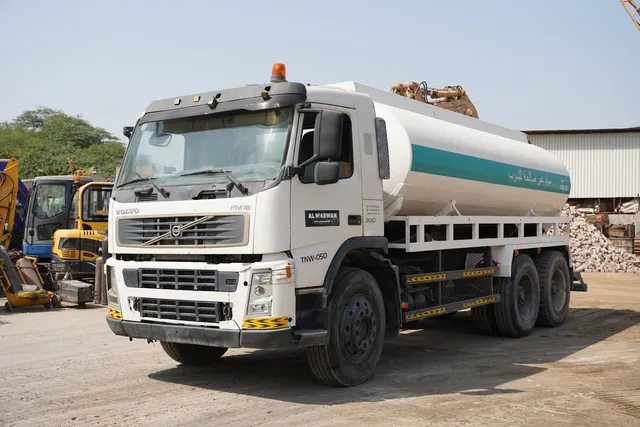 Volvo FM12 6x4 Water Truck TNW-0050 | Al Marwan