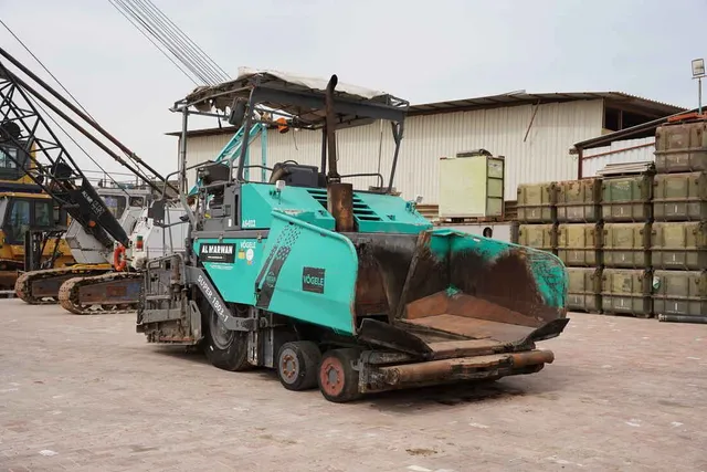 Durable 2005 Vögele 1803-1 Super Wheeled Paver for Sale-front-right-image