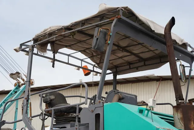 Durable 2005 Vögele 1803-1 Super Wheeled Paver for Sale-cabin-image