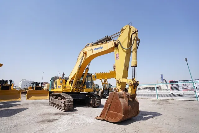 Komatsu PC800SE-7 Crawler Excavator 2011 | Al Marwan