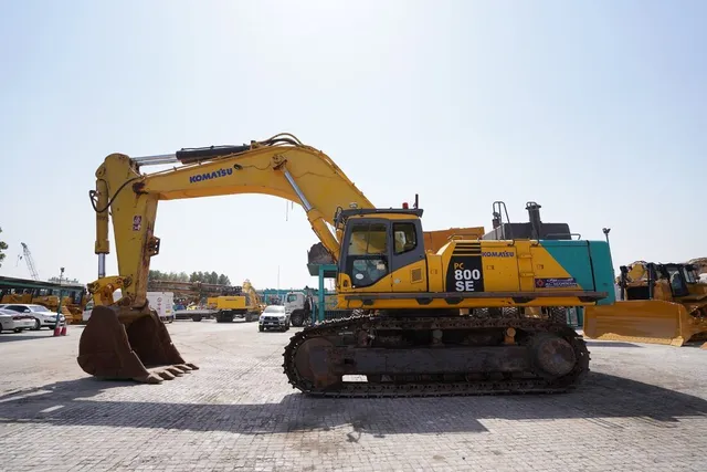 Komatsu PC800SE-7 Crawler Excavator 2011 | Al Marwan