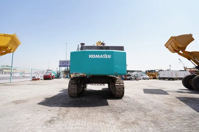 Komatsu PC800SE-7 Crawler Excavator 2011 | Al Marwan