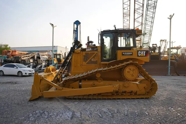 2020 Used Caterpillar D6R2 LGP Dozer TT-0122 | Al Marwan
