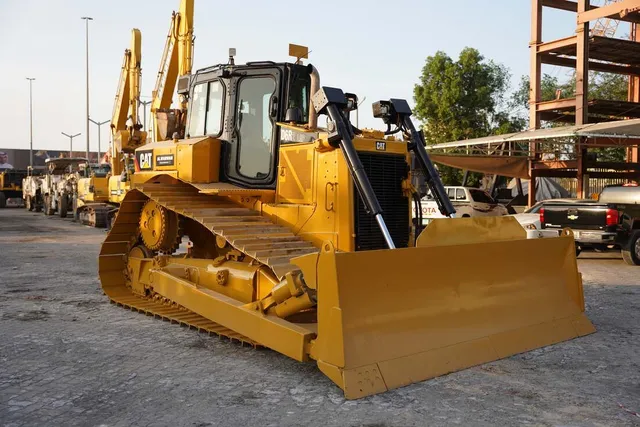 2020 Used Caterpillar D6R2 LGP Dozer TT-0122 | Al Marwan