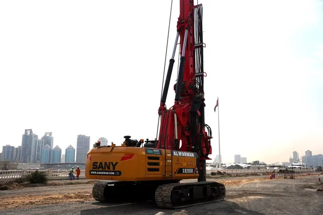 105-ton Piling Rig For Rent | Al Marwan