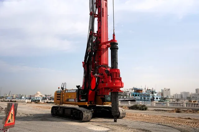 105-ton Piling Rig For Rent | Al Marwan