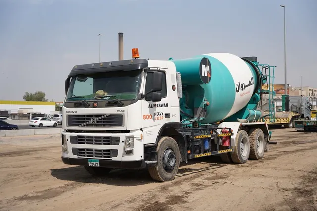 Volvo FM9 Concrete Mixer Truck 2004 | Al Marwan