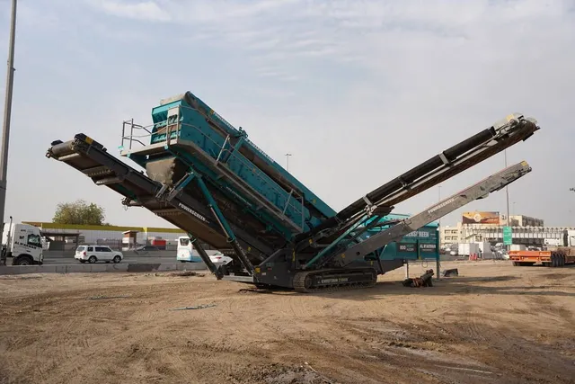 Powerscreen Chieftain 2100X Screener 2018 | Al Marwan