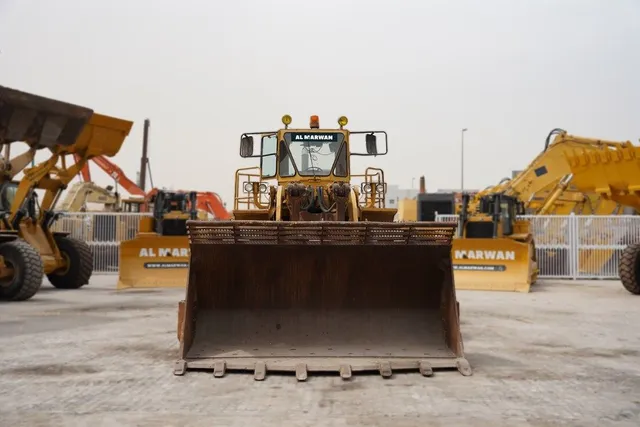 1988 Cat 988B Wheel Loader front view- Al Marwan Machinery