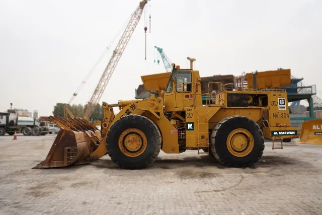 1988 Cat 988B Wheel Loader left side view- Al Marwan Machinery