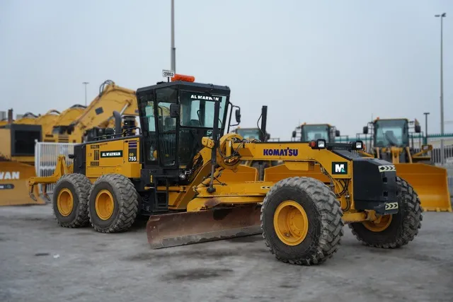 Like-New Komatsu GD755-5R Motor Grader 2022 | Al Marwan