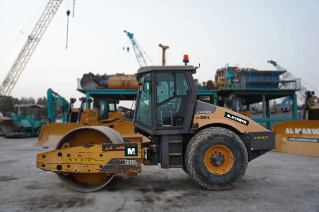 Volvo SD130D Single-Drum Roller 2010 | Al Marwan