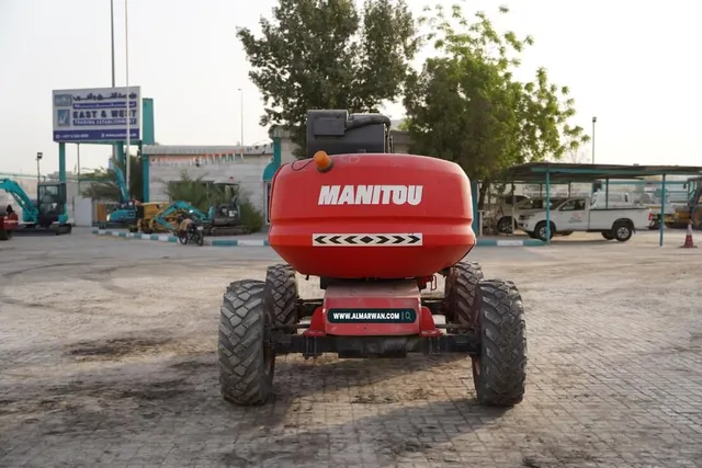 Manitou 160ATJ Articulating-Boom Manlift 2006 | Al Marwan