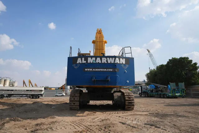 2001 Komatsu PC1600 Track Excavator Rear View - EX-0238