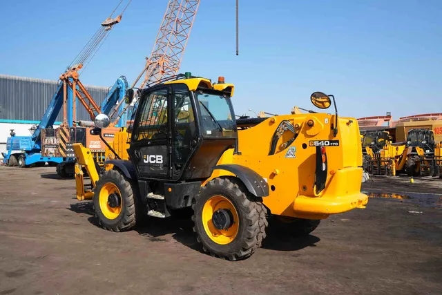 2022 JCB 540-170 Telescopic Handler back Side Right View Image