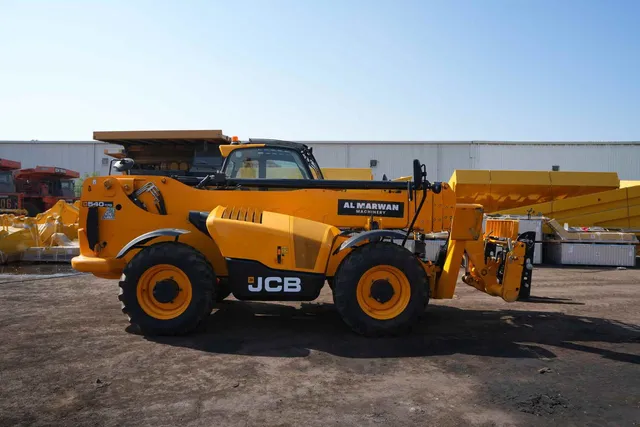 2022 JCB 540-170 Telescopic Handler Right Side image View
