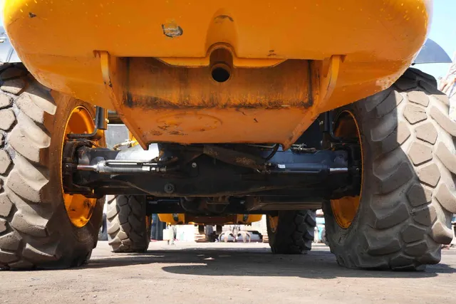 2022 JCB 540-170 Telescopic Handler Undercarriage Image View 
