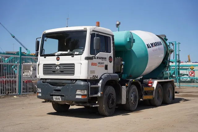 2005 Used MAN TGA 41.360 8X4 Concrete Mixer Truck Cement Mixing