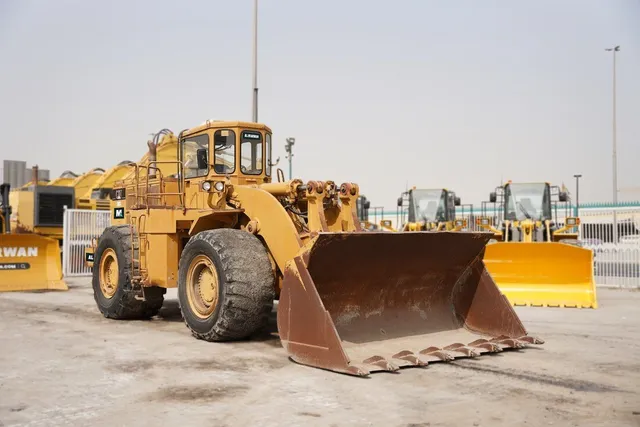 1980 Cat 988B Wheel Loader WL-0167 front right| Al Marwan Machinery