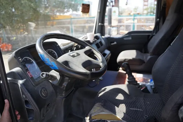 2005 Used MAN TGA 41.360 8X4 Concrete Mixer Truck Cement Mixing