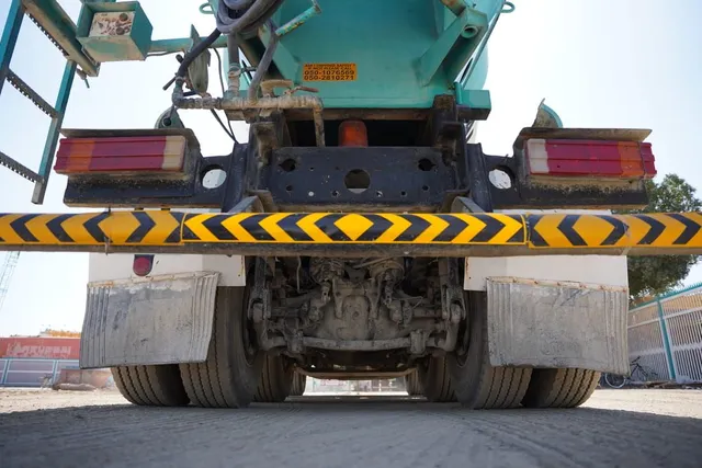 2005 Used MAN TGA 41.360 8X4 Concrete Mixer Truck Cement Mixing