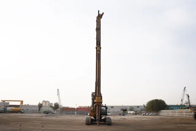 2007 Used Cat 330D Tracked Drilling Rig