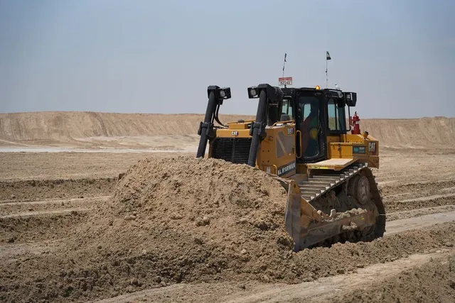 Rent Large 40-Ton LGP Bulldozers | Al Marwan