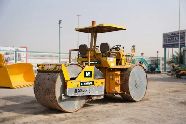 Used Sakai R2S Steel Drum Roller 1992 | Al Marwan