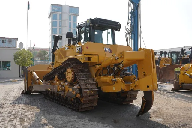 Caterpillar D8T Bulldozer 2021 - TT-0150 | Al Marwan