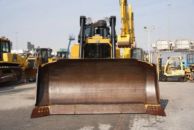 Caterpillar D8T Bulldozer 2021 - TT-0150 | Al Marwan