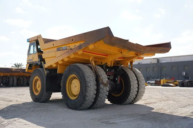 Rigid Dump Truck, Komatsu 2017 Hauler - Al Marwan