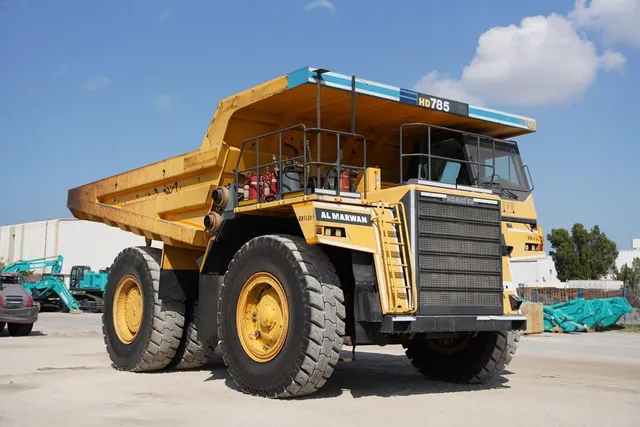 Rigid Dump Truck, Komatsu 2017 Hauler - Al Marwan