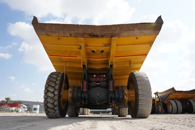 Komatsu 2017 HD785-7 Rigid Dump Truck RD-0527 | Al Marwan