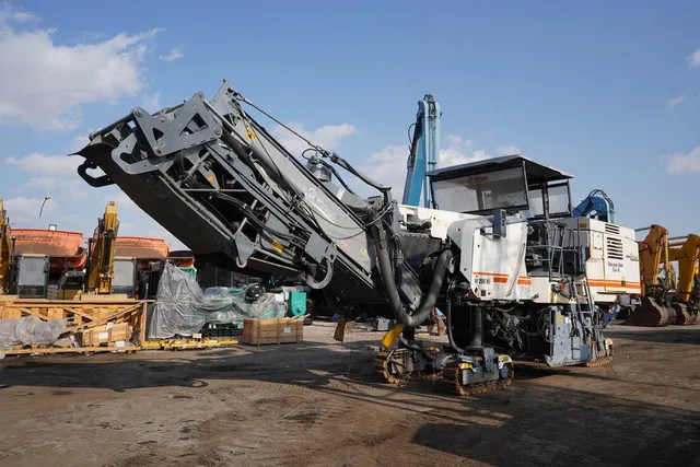 Used Wirtgen 2100 Hi Cold Miller 2012 | Al Marwan