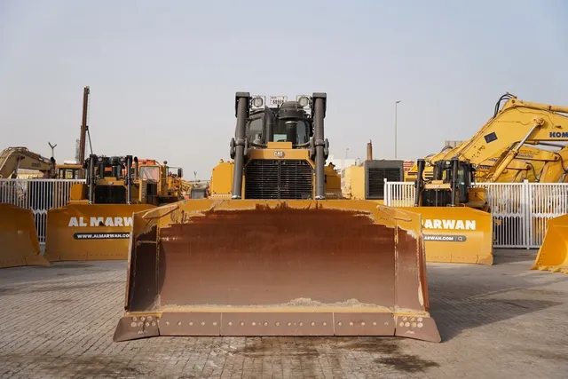 Caterpillar D8T Crawler Dozer 2021 | Al Marwan