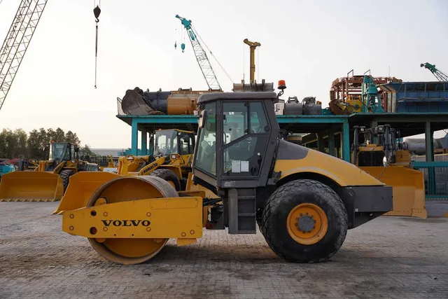2010 Used Volvo SD130D Single-Drum Roller