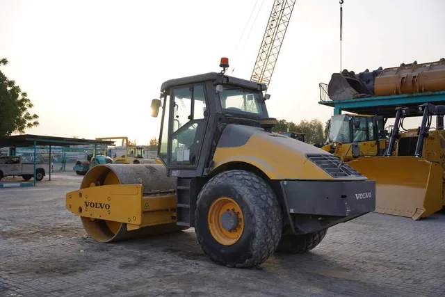 2010 Used Volvo SD130D Single-Drum Roller