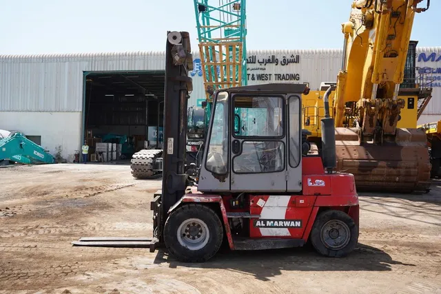 Used Kalmar DCD55-6H Forklift 2003 | Al Marwan
