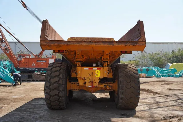 Used Volvo A40F Dump Truck 2015 | Al Marwan