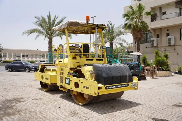 Used 2007 Sakai SW800 Double Drum Roller | Al Marwan