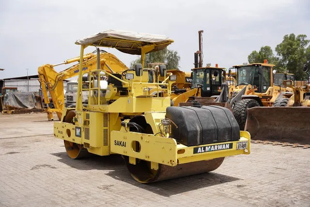 Used 2007 Sakai SW800 Double Drum Roller | Al Marwan