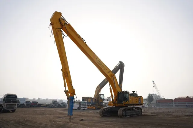 2018 Komatsu PC850-8R1 Crawler Excavator
