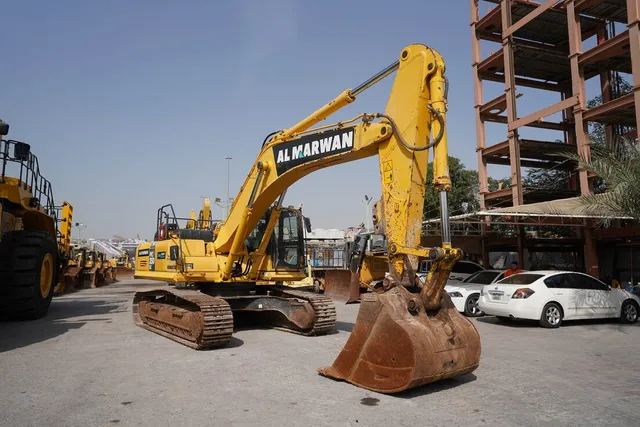 Used Komatsu PC350LC-8 Track Excavator 2016 | Al Marwan