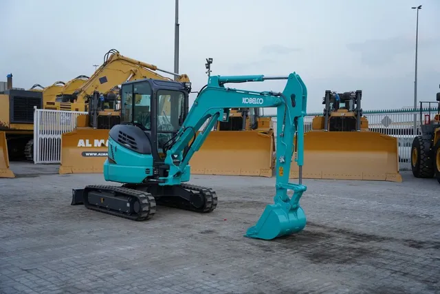 New Kobelco SK35-6 Mini Excavator | Al Marwan
