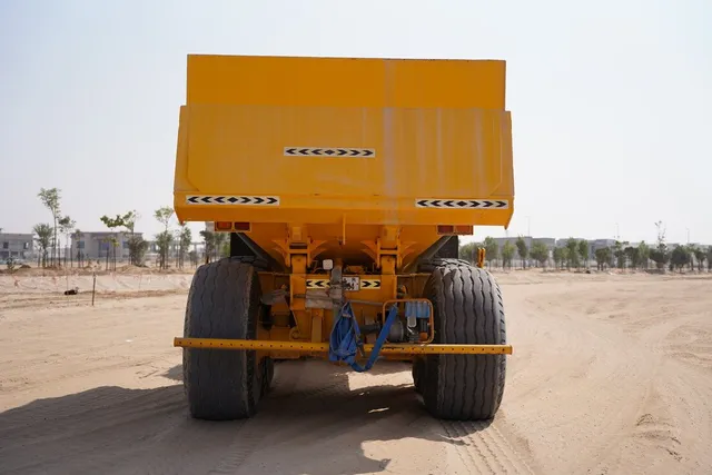 For Sale 2008 Volvo A40E Off-Road Water Truck | Al Marwan