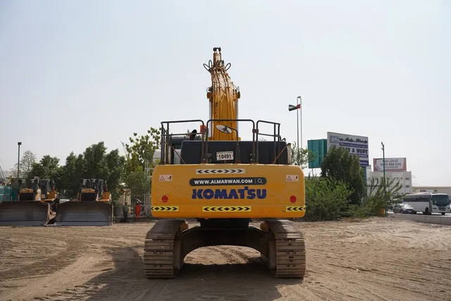 Used 2016 Komatsu PC400-8 Excavator | Al Marwan